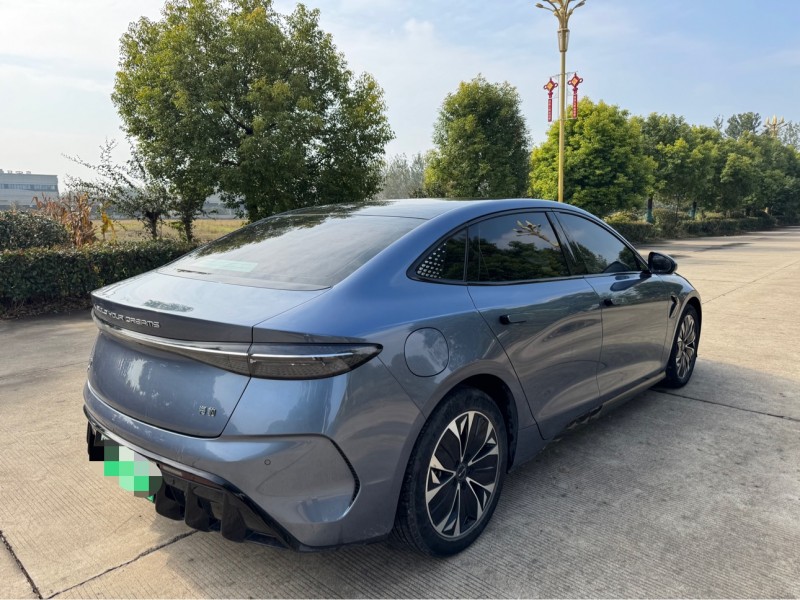 盐城23年比亚迪海豹4