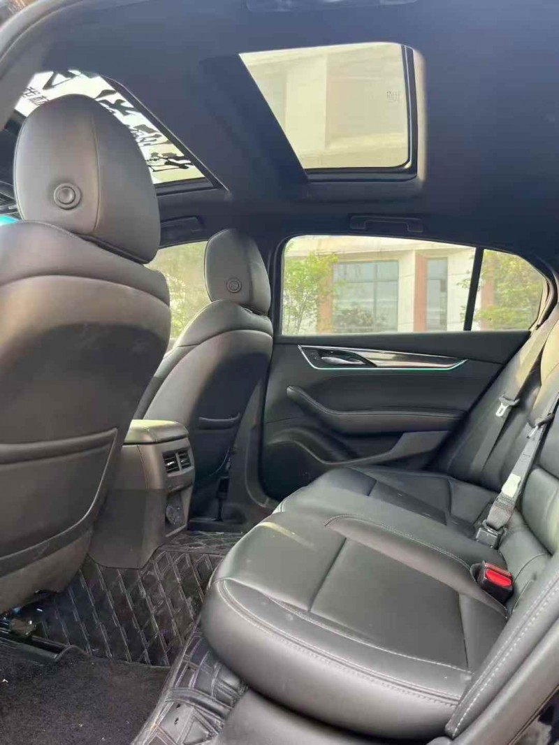 广州20年凯迪拉克CT58