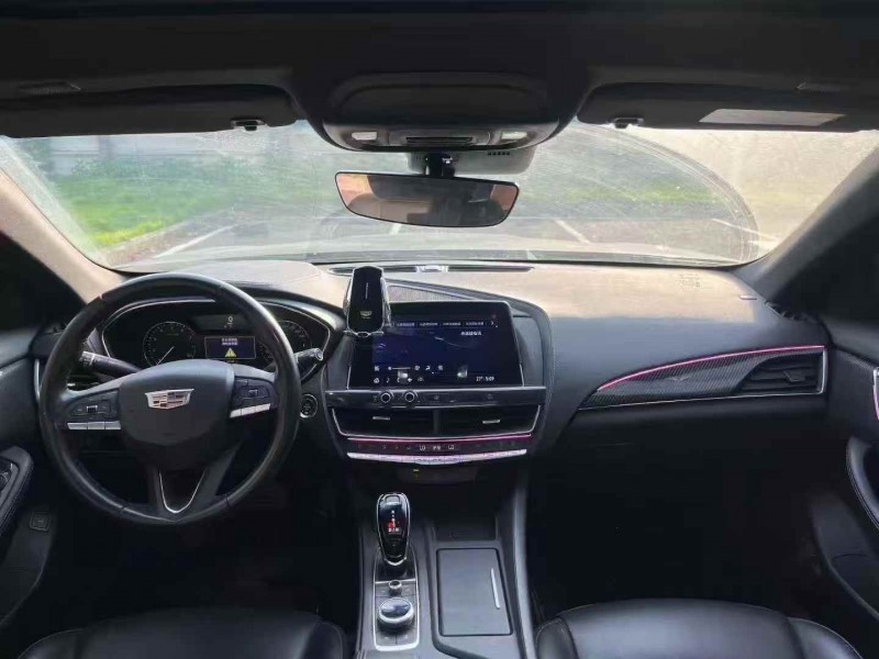 广州20年凯迪拉克CT59