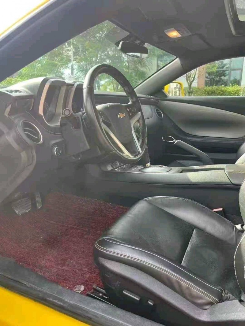 广州16年雪佛兰科迈罗7