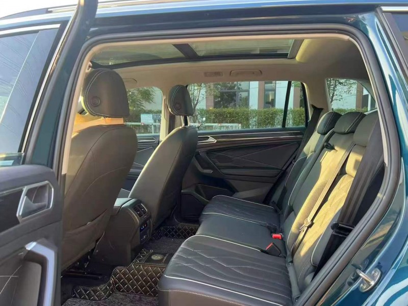 广州22年大众途观8