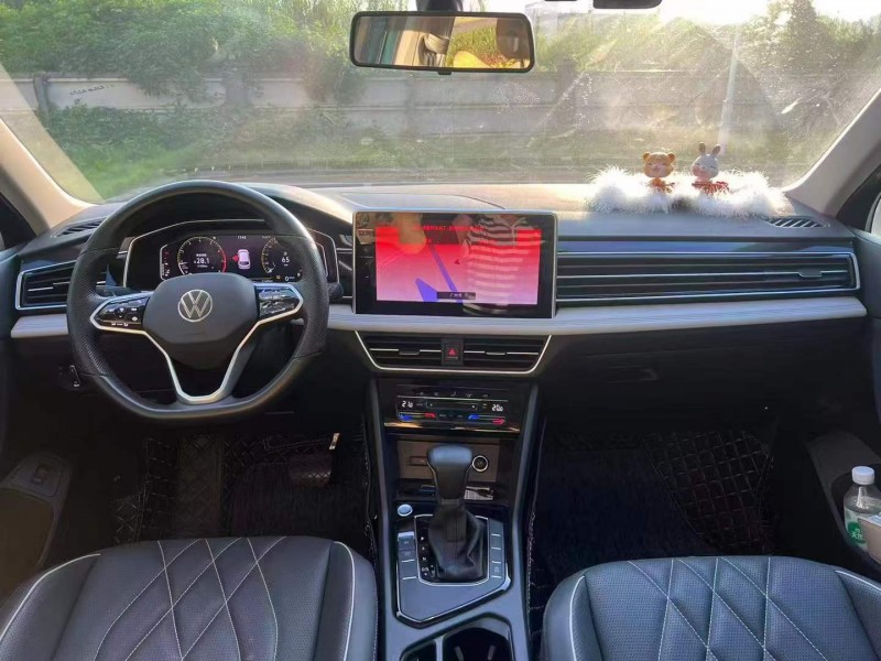 广州22年大众途观9