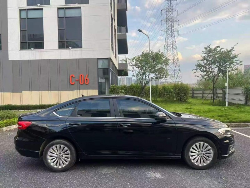 广州20年大众朗逸3