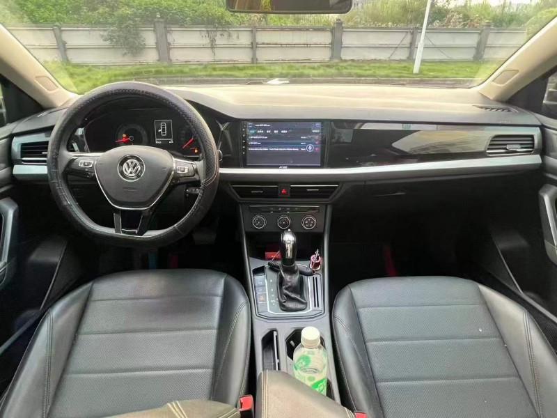 广州20年大众朗逸7