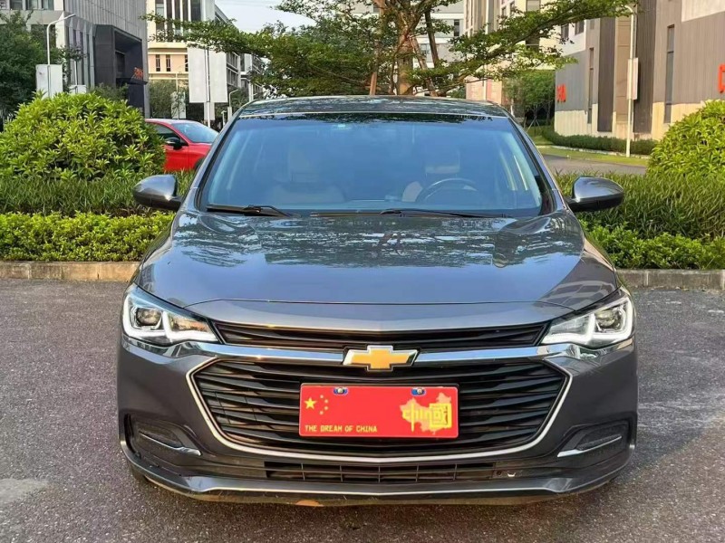 广州22年雪佛兰科鲁泽1