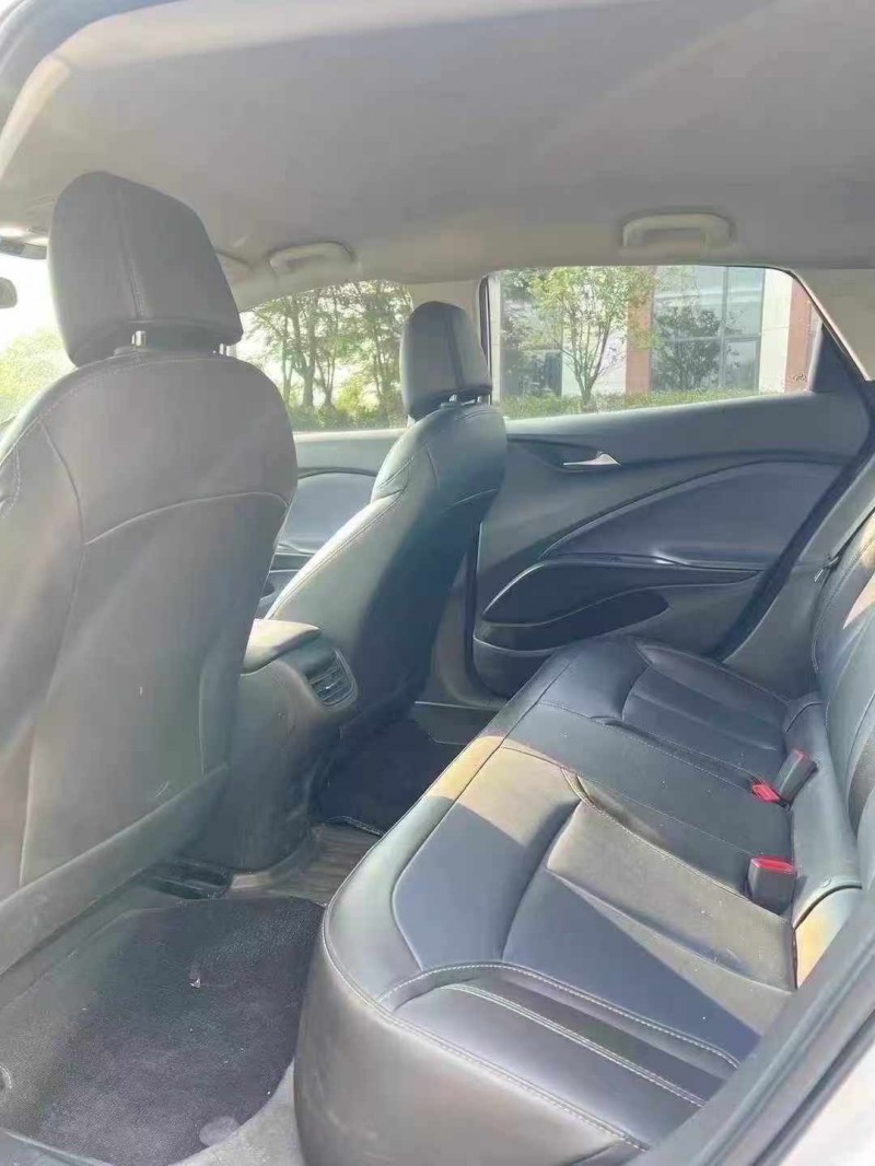 广州23年别克微蓝7