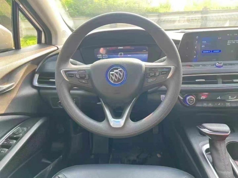 广州23年别克微蓝8