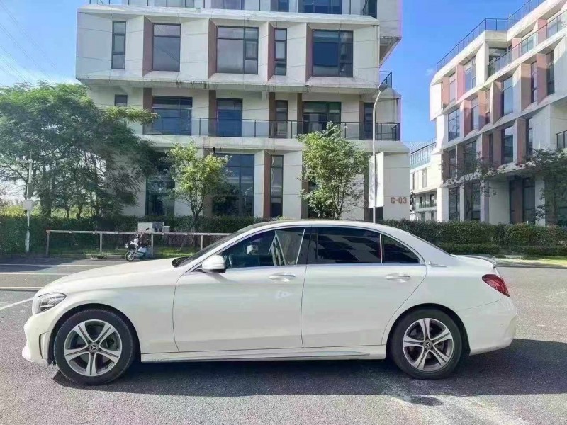 广州20年奔驰C4