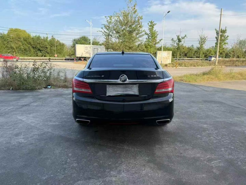 徐州14年别克君越9