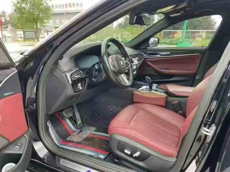 徐州19年宝马5系3