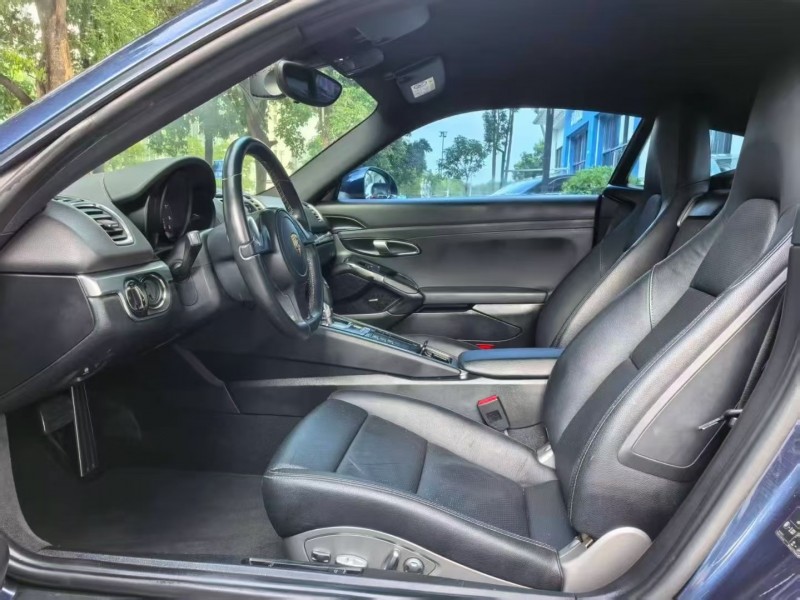 深圳15年保时捷卡曼6