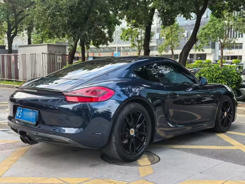 深圳15年保时捷卡曼7
