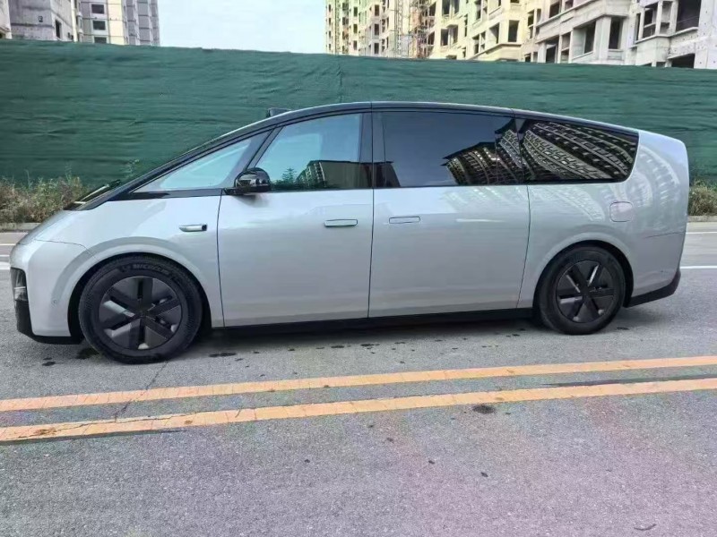 石家庄24年理想mega8