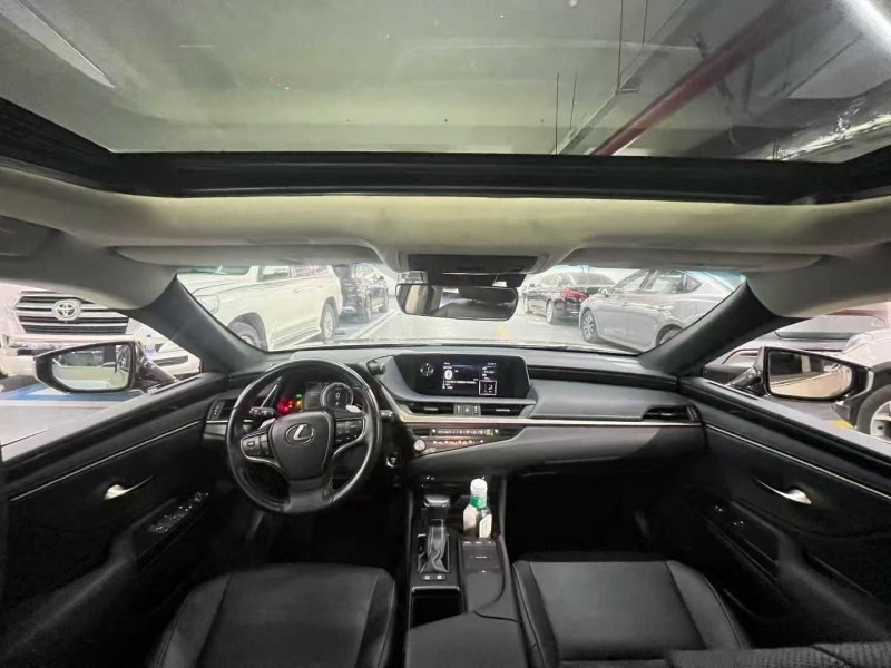 深圳20年雷克萨斯ES5