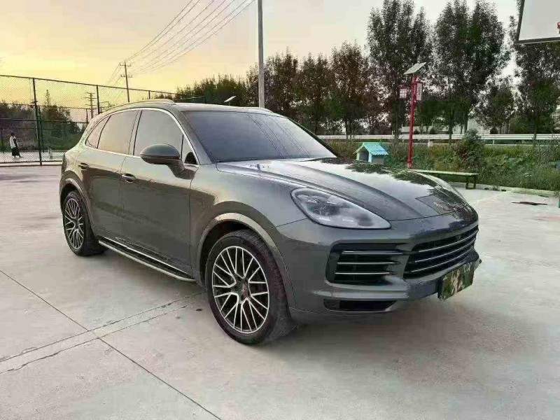 徐州19年保时捷卡宴2