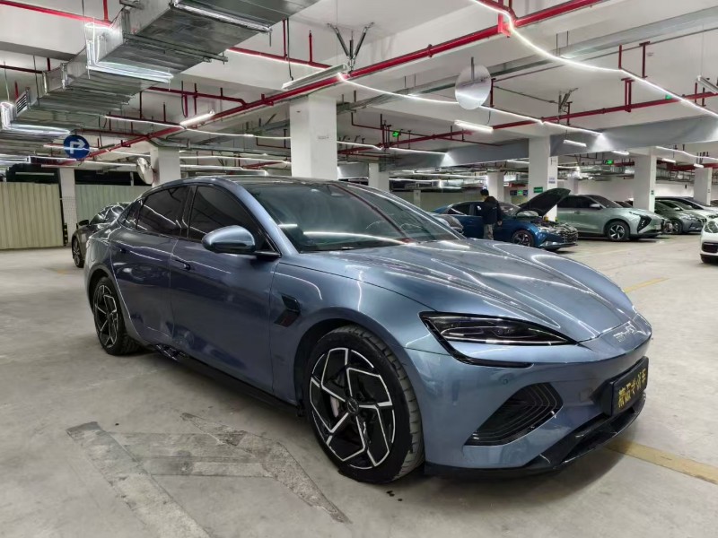 深圳22年比亚迪海豹2