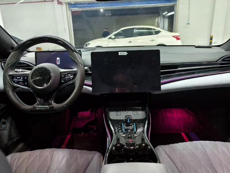 深圳22年比亚迪海豹5