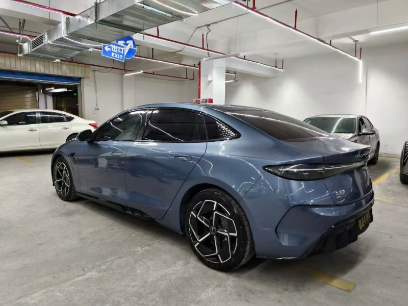 深圳22年比亚迪海豹7