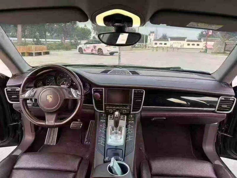 徐州15年保时捷帕拉梅拉5