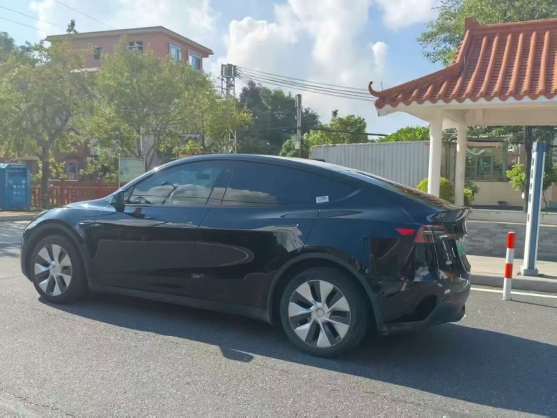 东莞23年特斯拉MODEL Y7