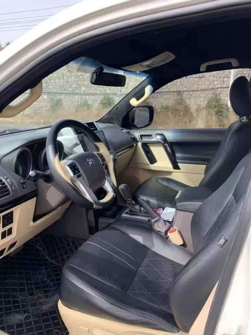 承德16年丰田普拉多4