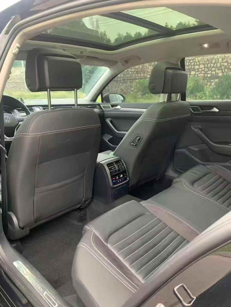 唐山22年大众帕萨特7