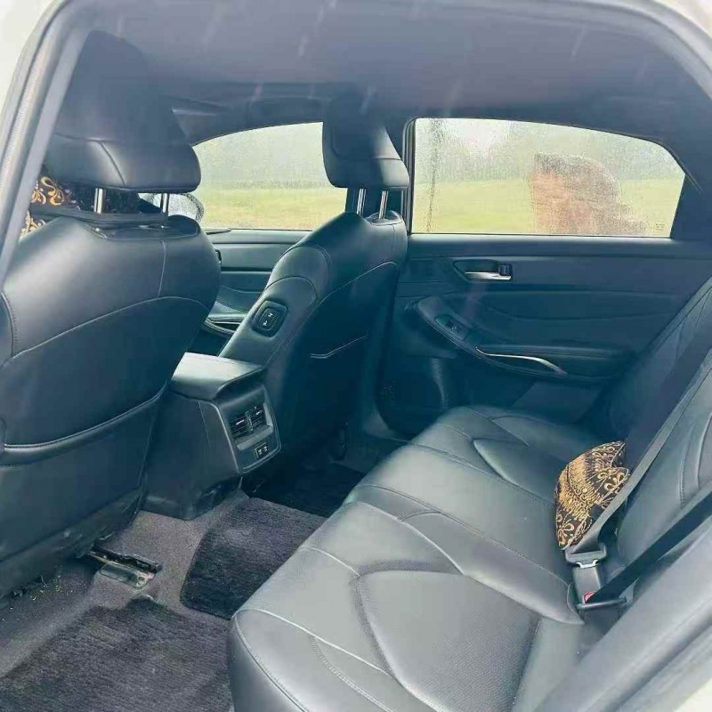 烟台22年丰田亚洲龙5