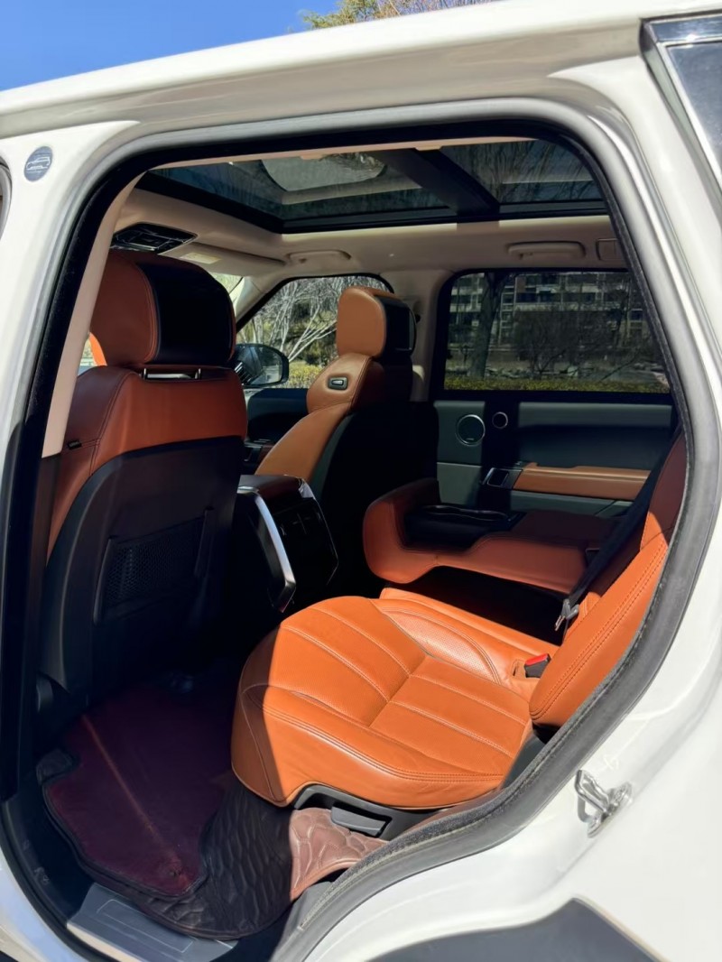 邢台17年路虎揽胜运动7