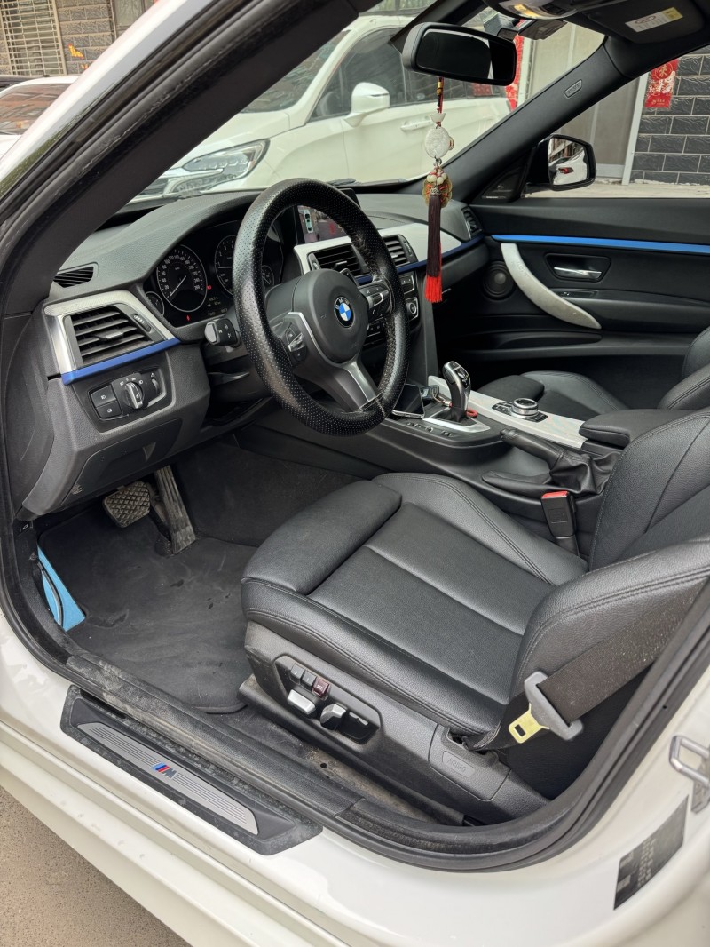 邢台18年宝马3系4