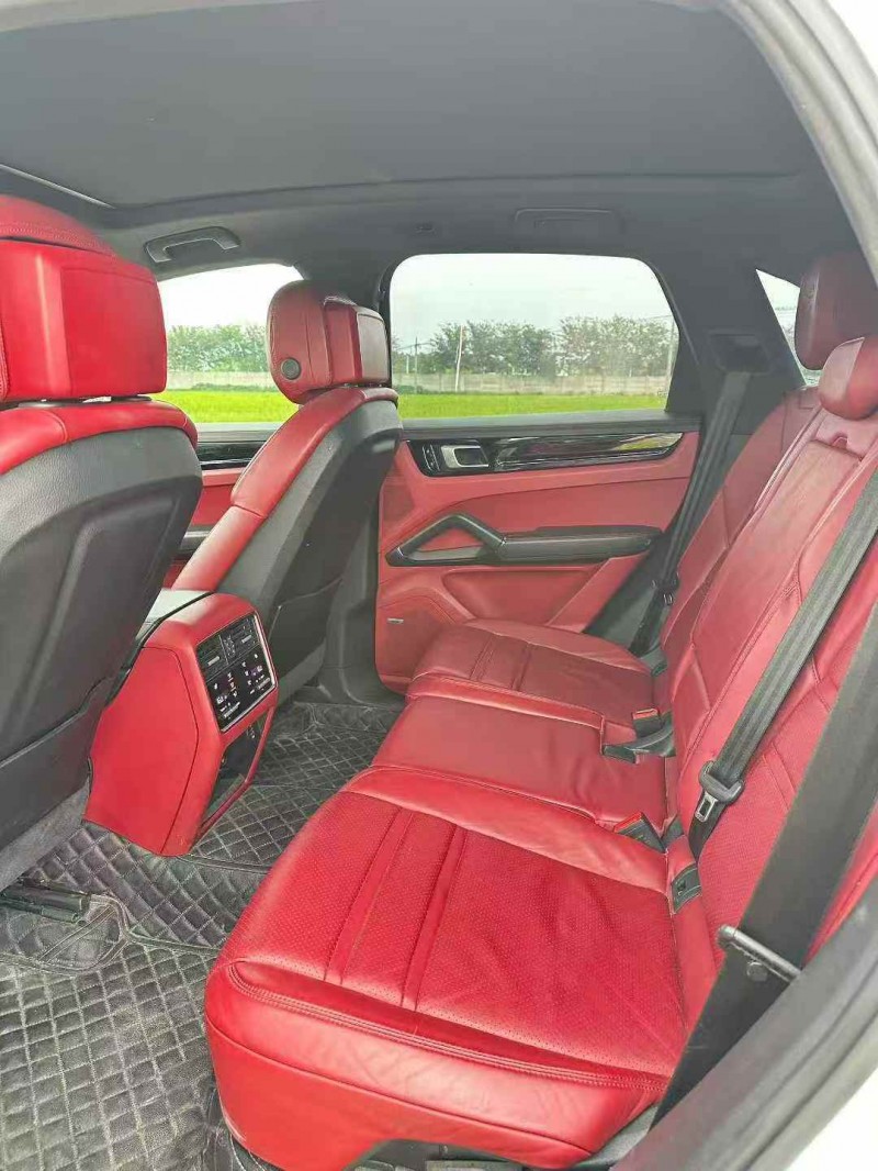 温州19年保时捷卡宴5