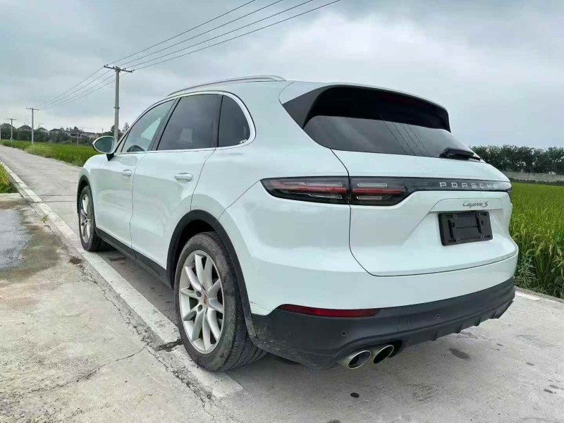 温州19年保时捷卡宴8