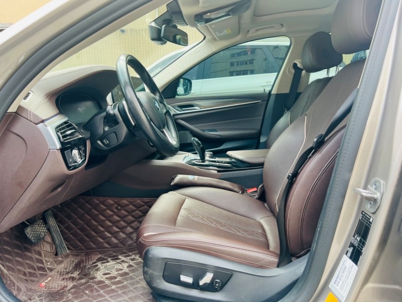 东莞21年宝马5系4