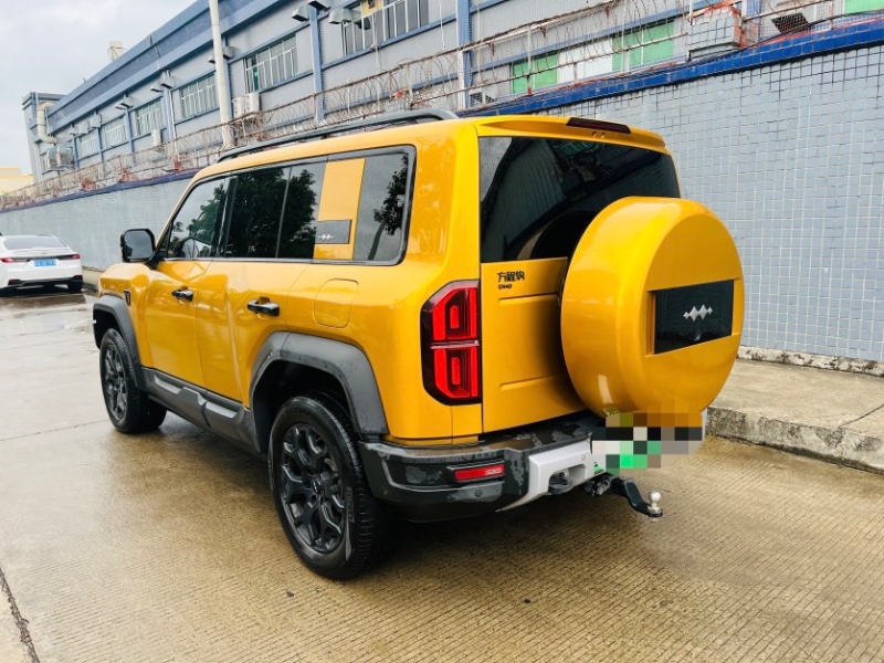 东莞24年比亚迪方程豹9