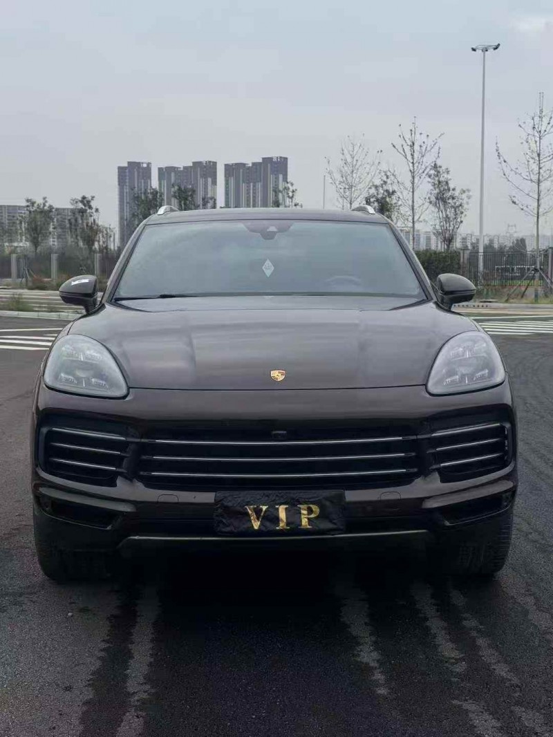 张家口21年保时捷卡宴1