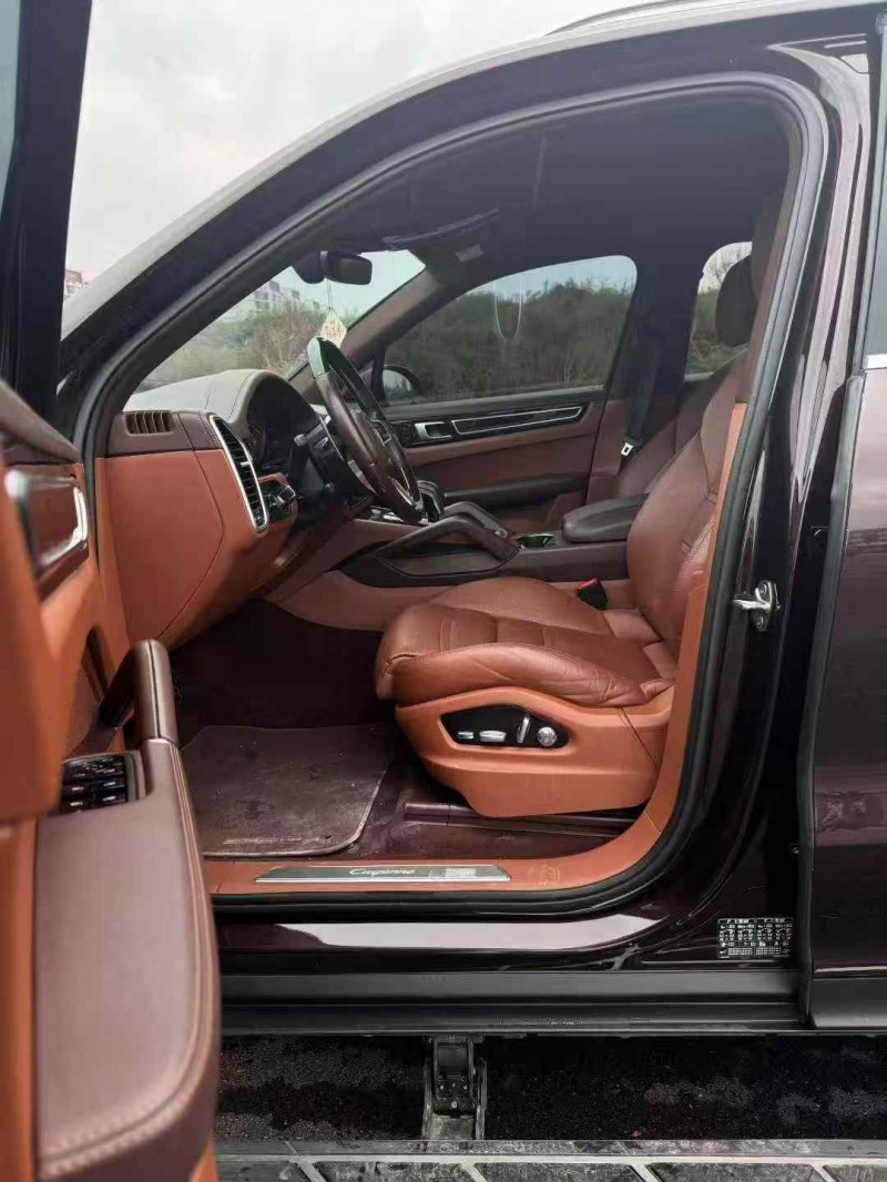 张家口21年保时捷卡宴5