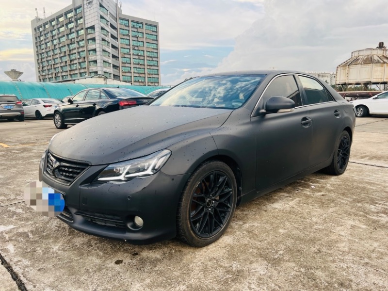 东莞12年丰田锐志2