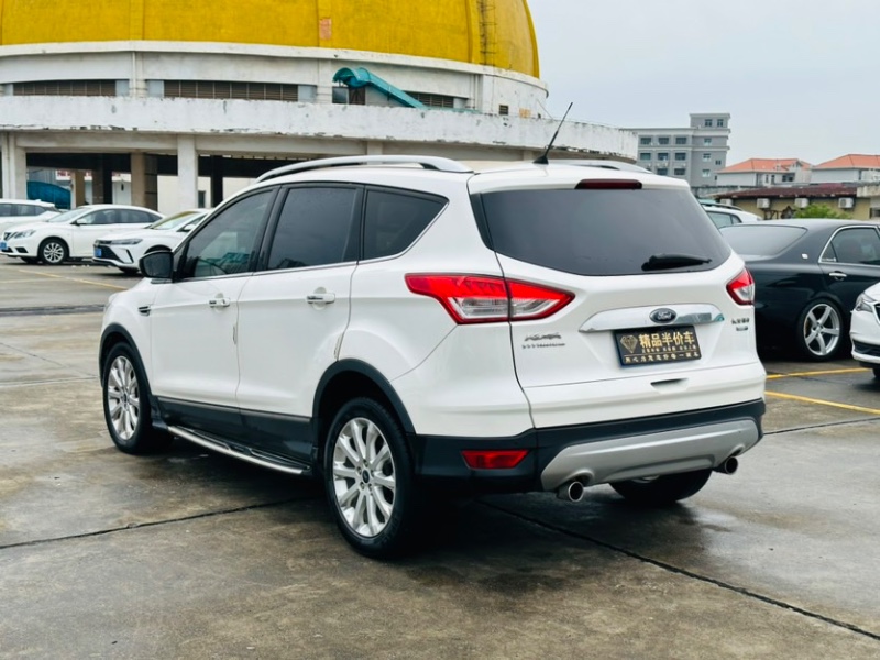 东莞15年福特翼虎7