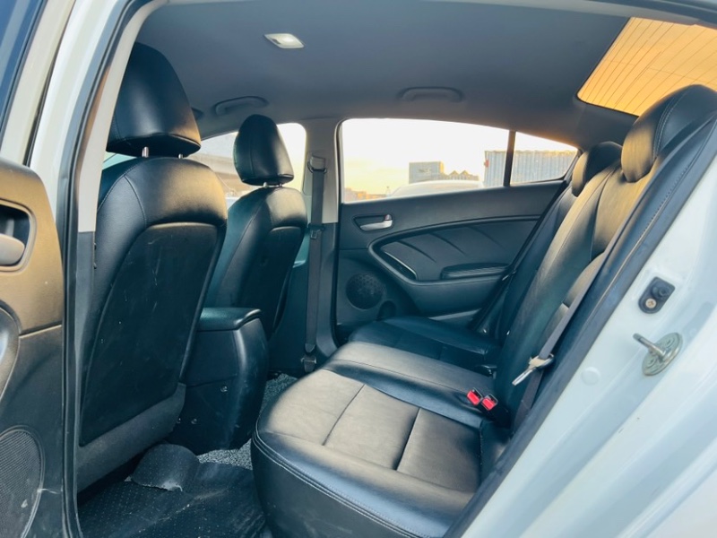 东莞16年起亚K35