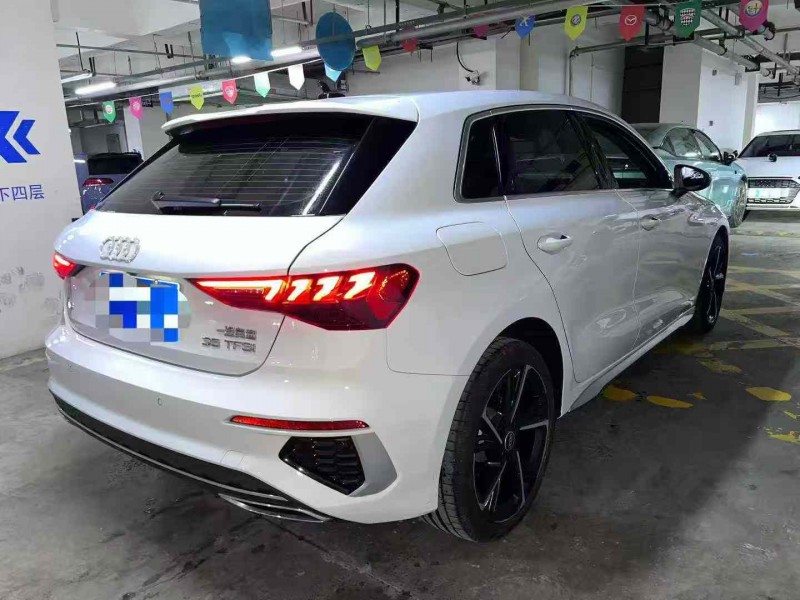 成都24年奥迪A38