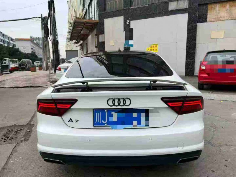 成都16年奥迪A7L9