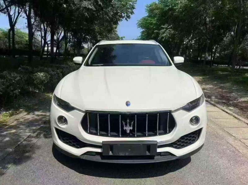 嘉兴17年玛莎拉蒂Levante1