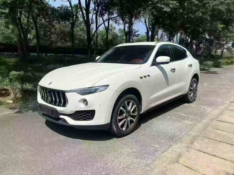 嘉兴17年玛莎拉蒂Levante3