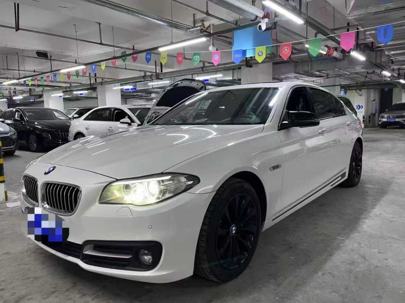 成都16年宝马5系3