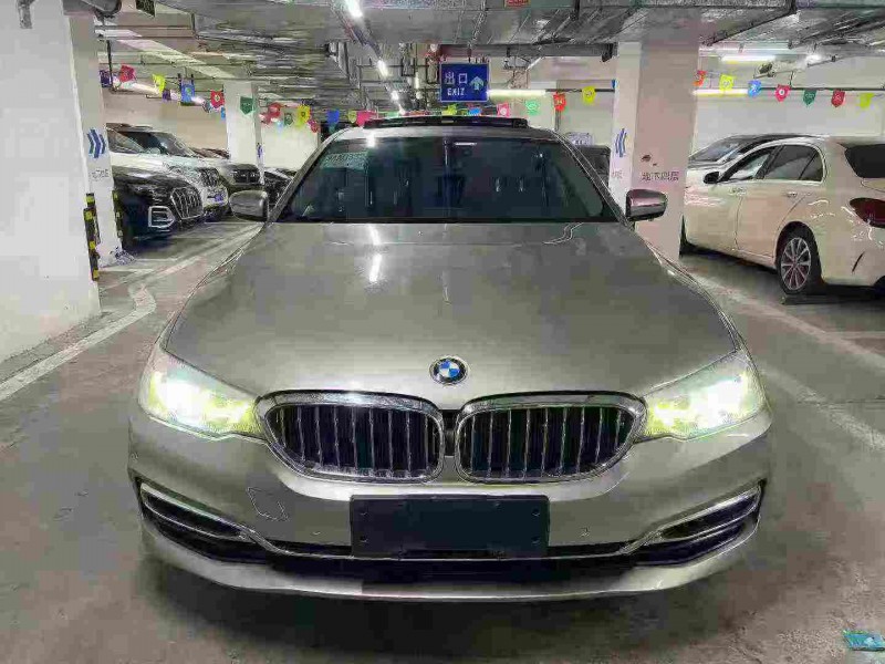 成都19年宝马5系1