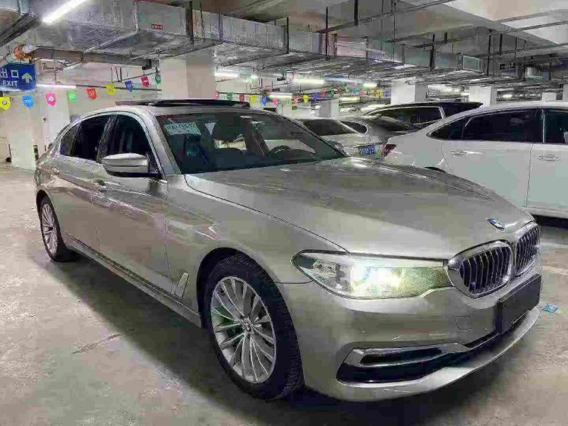 成都19年宝马5系2