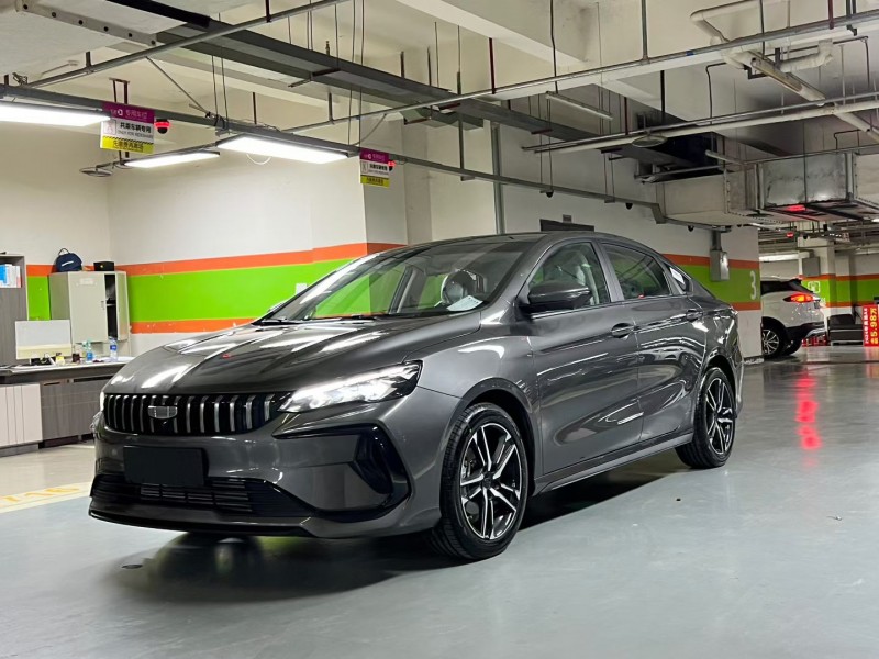 成都25年吉利缤瑞2