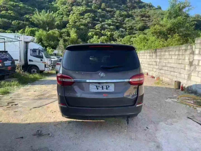 珠海15年别克GL88