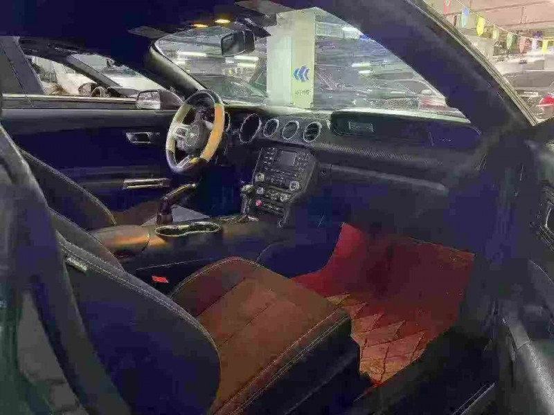 泸州19年福特野马7