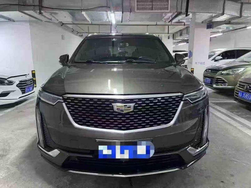 泸州20年凯迪拉克XT61