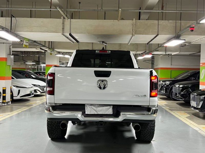 成都24年道奇公羊4